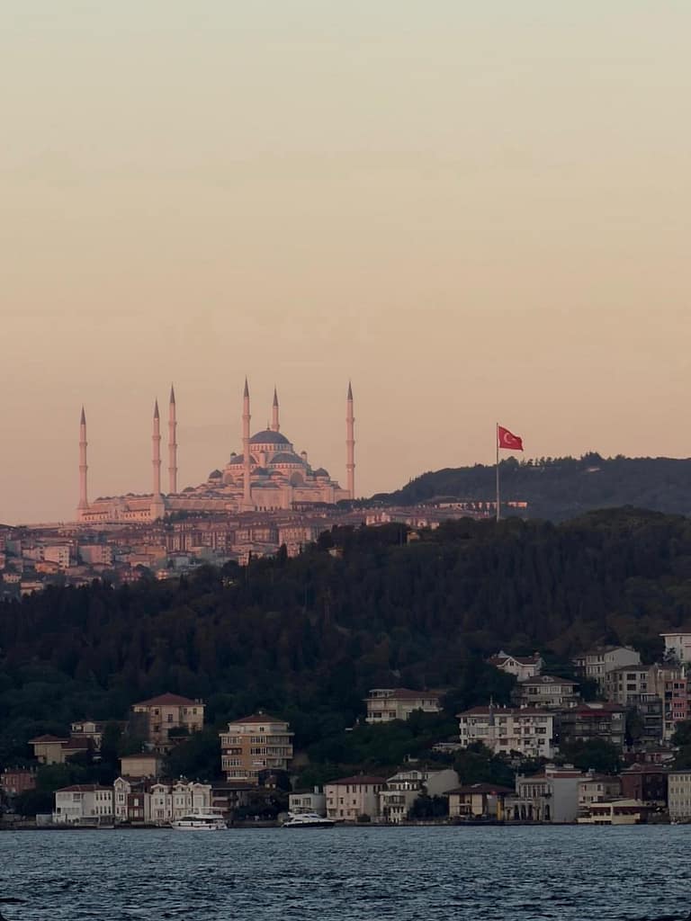 Istanbul Travel Guide 